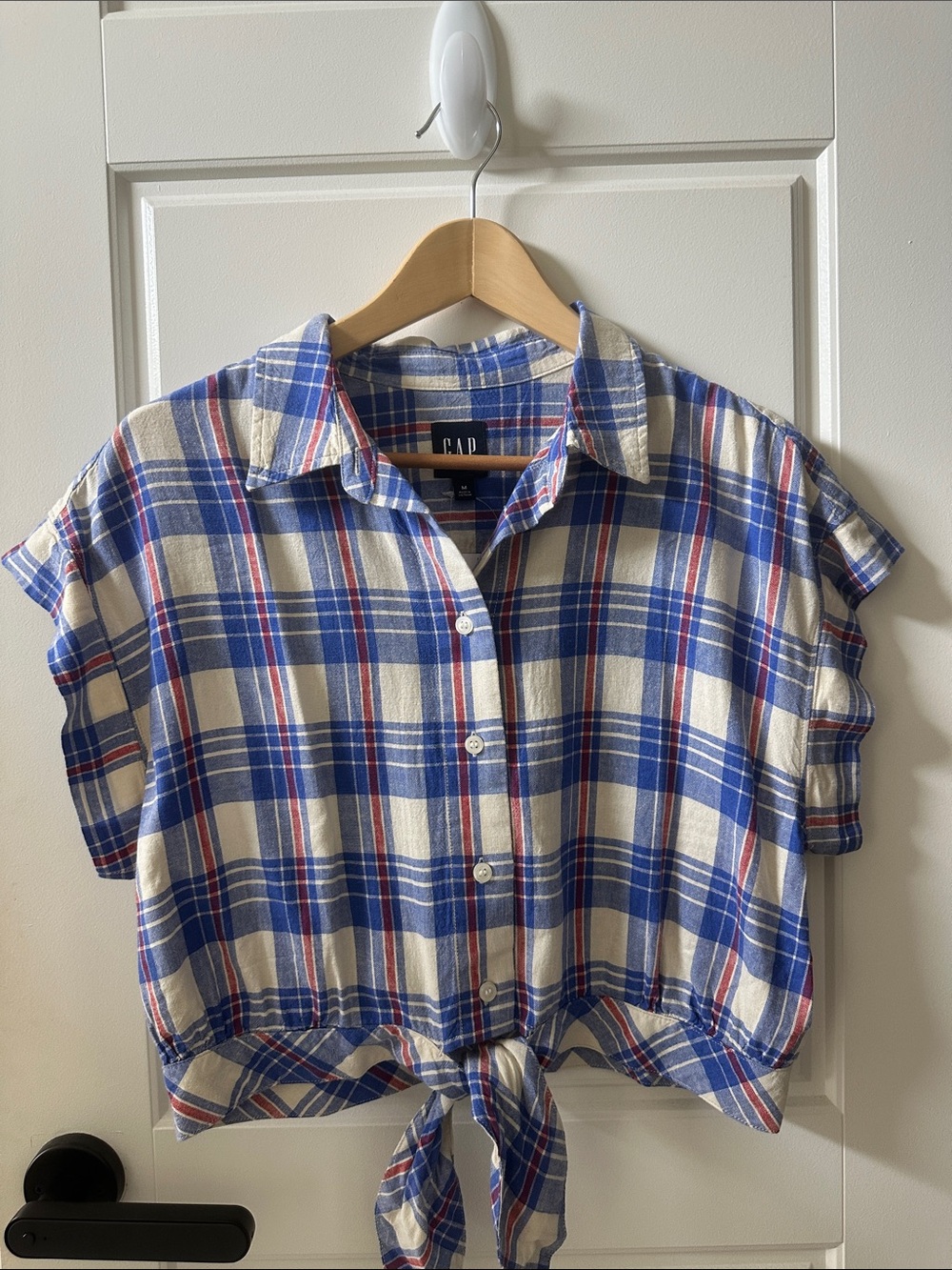 GAP NWT Linen Blend Blue, Cream & Red Plaid Tie-Front Button Shirt